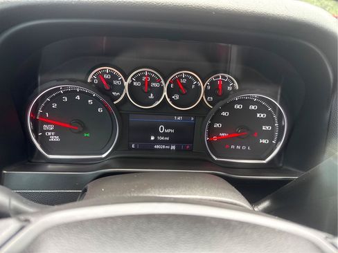 Used 2022 Chevrolet Silverado 1500 RST w/ Convenience Package II AWD/4WD image 18