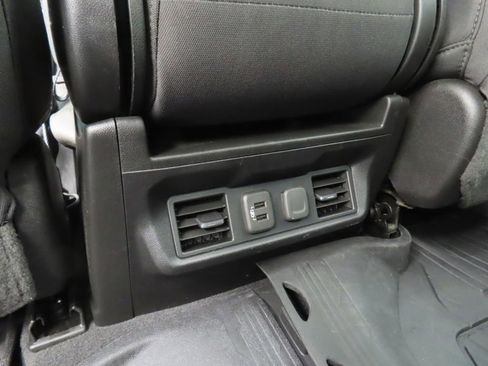 Used 2023 GMC Sierra 2500 SLE w/ SLE Value Package; image 14