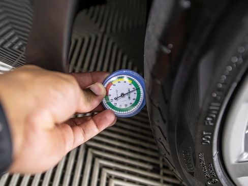 Used 2024 Porsche 718 Cayman S w/ Premium Package image 40