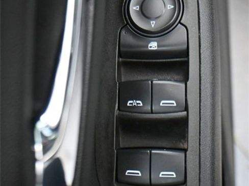 Used 2023 Chevrolet Equinox RS image 12