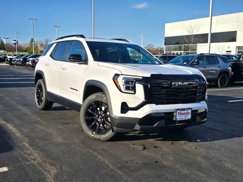 New 2026 GMC Terrain Elevation w/ Elevation Premium Package AWD/4WD image 2
