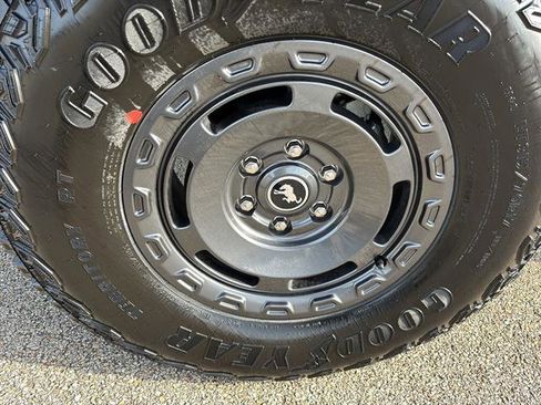 New 2025 Ford Bronco 4-Door w/ Sasquatch Package image 9