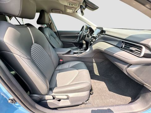 Used 2024 Toyota Camry SE w/ Convenience Package FWD image 32