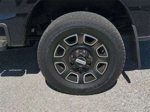 Used 2025 Ford F250 Platinum image 8