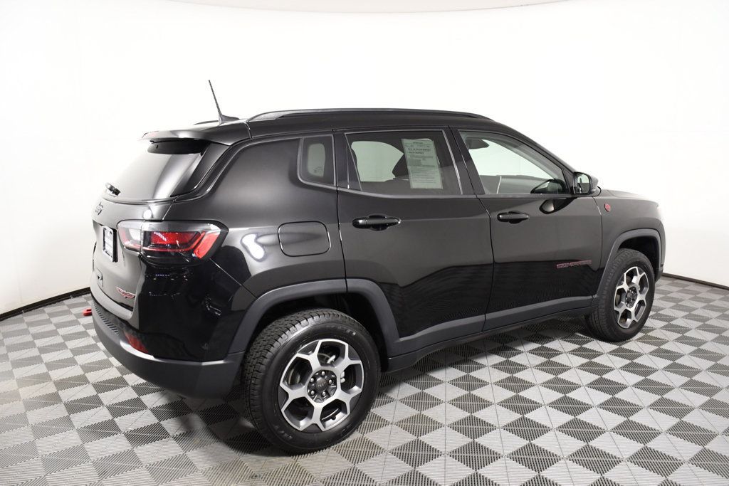 Used 2022 Jeep Compass Trailhawk w/ Trailhawk Elite Group AWD/4WD image 7