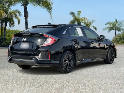 Used 2019 Honda Civic EX image 4