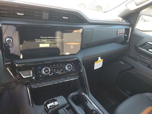 New 2026 GMC Sierra 1500 AT4 w/ AT4 Premium Package image 27