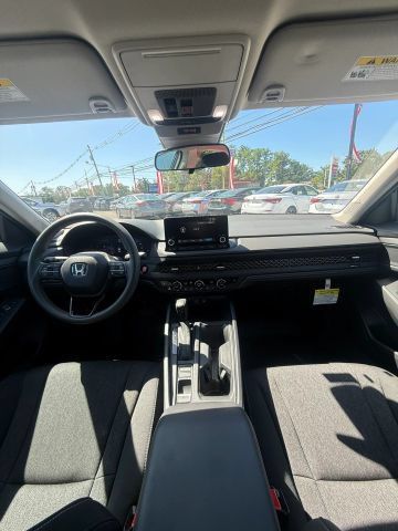 Used 2024 Honda Accord EX image 19