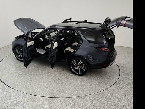 New 2026 Land Rover Discovery Limited Edition AWD/4WD image 44