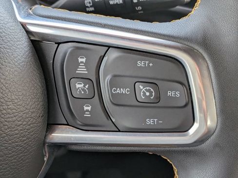 Used 2024 Jeep Wrangler Unlimited Sahara AWD/4WD image 26