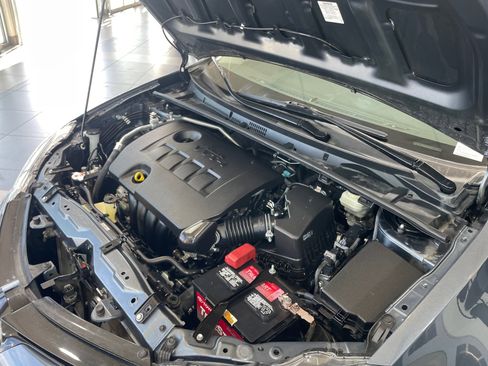 Used 2017 Toyota Corolla LE image 22