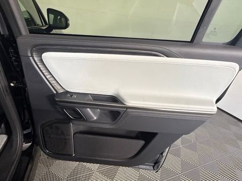 Used 2023 Rivian R1S Adventure AWD/4WD image 28