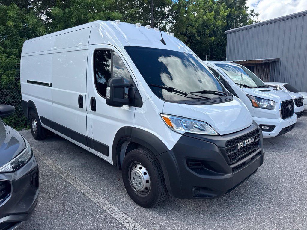 Used 2023 RAM ProMaster 2500 FWD image 5