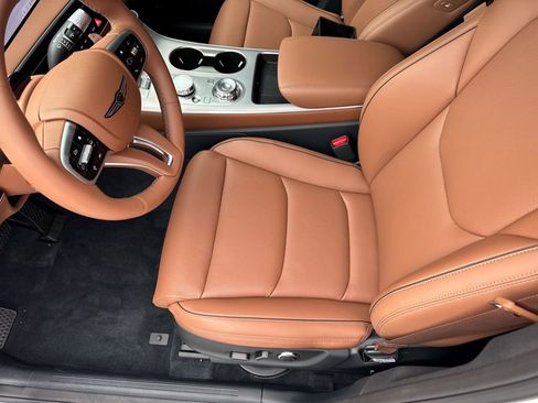 New 2026 Genesis GV70 2.5T Advanced AWD/4WD image 12