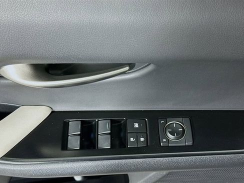 Used 2021 Lexus UX 250h w/ Premium Package image 18