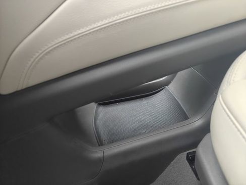 Used 2022 Cadillac XT5 Premium Luxury w/ Technology Package image 14