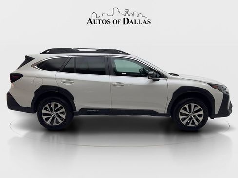 Used 2025 Subaru Outback Premium image 10