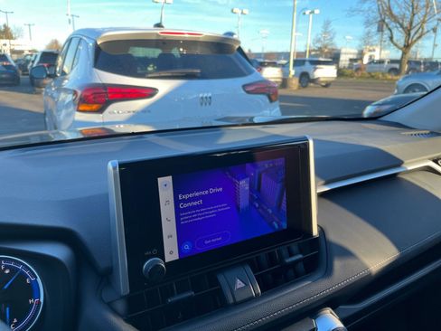 Used 2025 Toyota RAV4 LE image 18