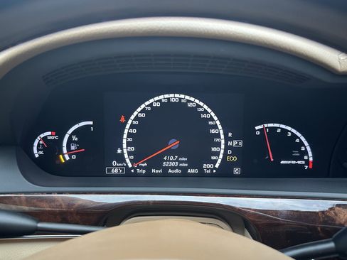 Used 2013 Mercedes-Benz S 63 AMG image 34