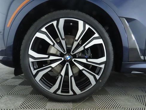 New 2026 BMW X7 xDrive40i w/ Executive Package image 33