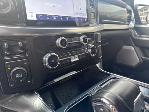 Used 2023 Ford F150 Lariat AWD/4WD image 19