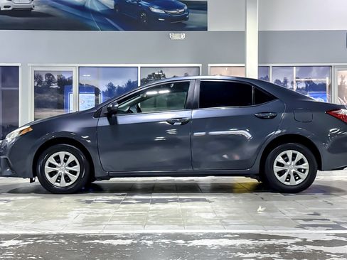 Used 2016 Toyota Corolla L image 2