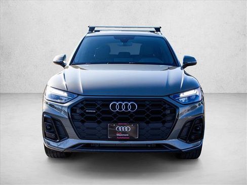 Used 2025 Audi Q5 2.0T Premium image 2