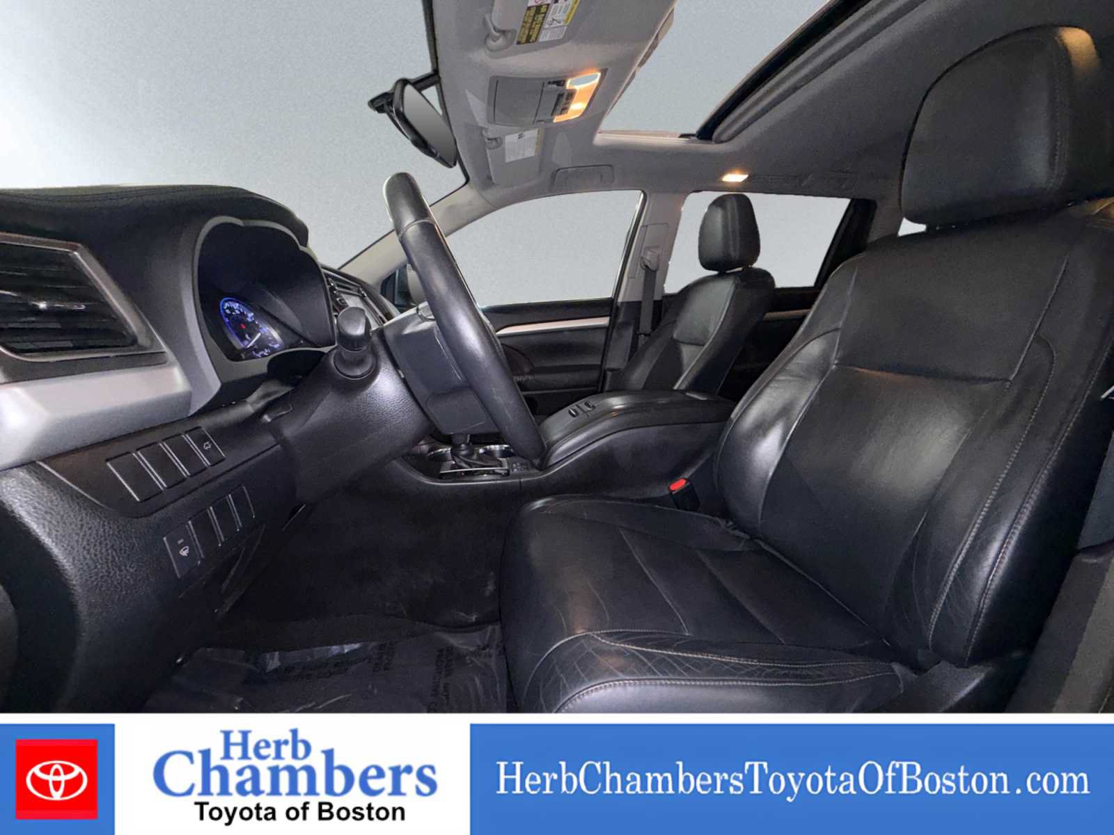 Used 2015 Toyota Highlander XLE AWD/4WD image 7