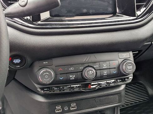 New 2023 Dodge Durango AWD image 11