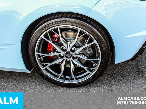 Used 2023 Chevrolet Corvette Stingray Premium Cpe w/ Z51 Performance Package RWD image 16