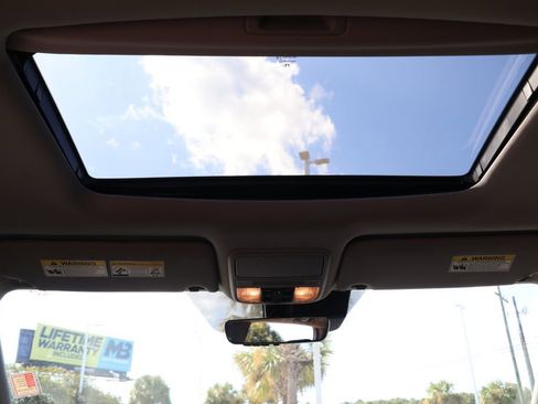 Used 2022 Honda Pilot Special Edition image 13