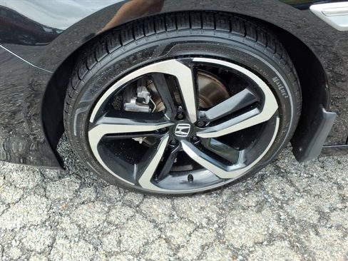 Used 2022 Honda Accord Sport image 9