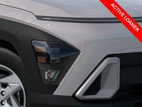 New 2026 Hyundai Kona SE image 10