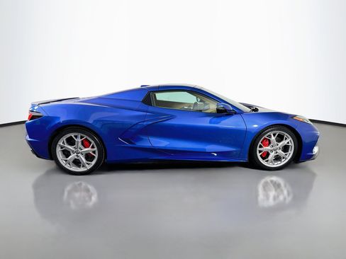 Used 2022 Chevrolet Corvette Stingray Premium Conv w/ Chrome Exterior Badge Package RWD image 31