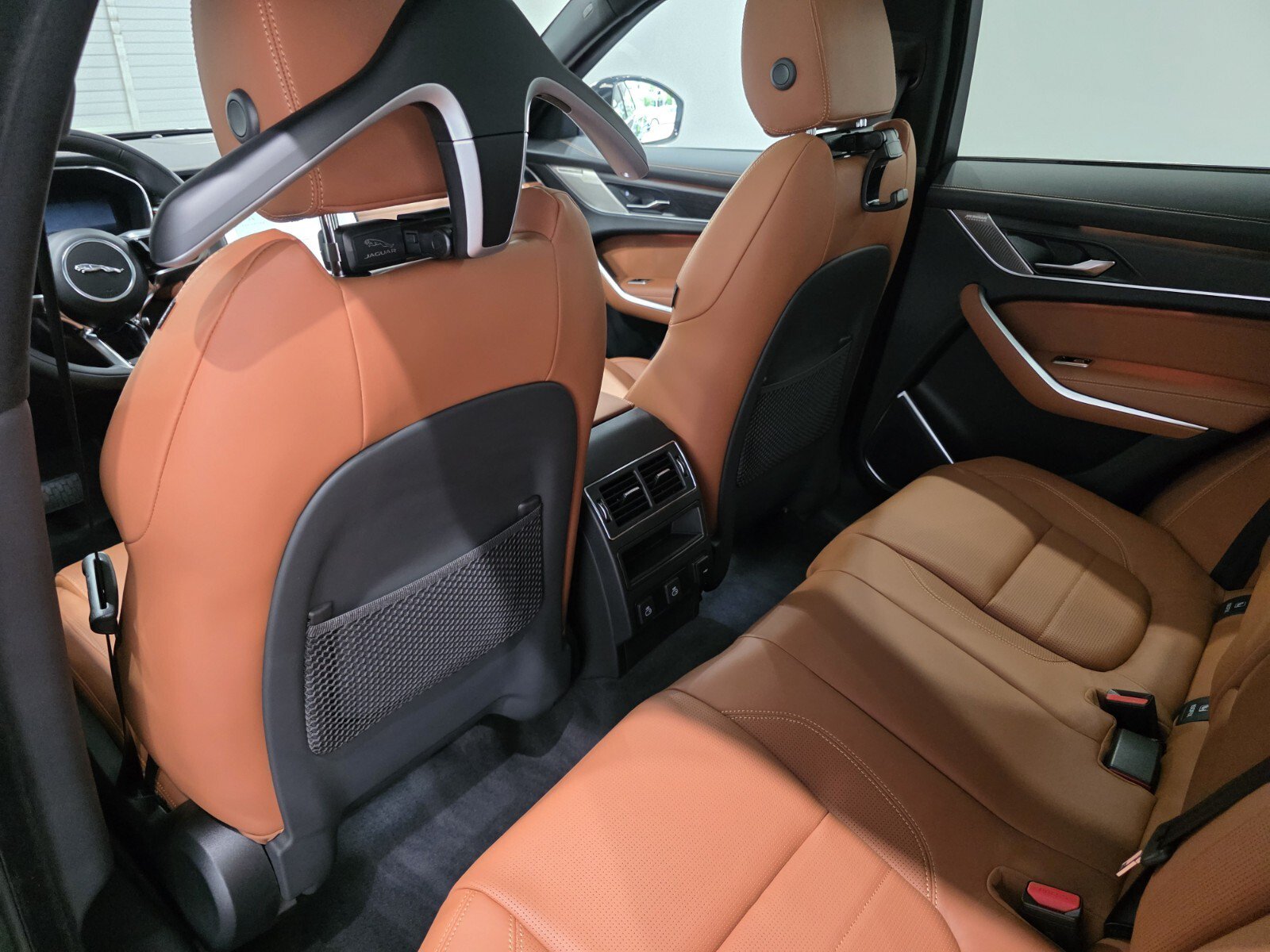 New 2026 Jaguar F-PACE R-Dynamic S AWD/4WD image 12