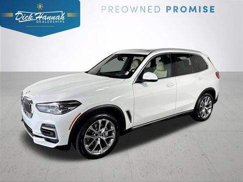 Used 2022 BMW X5 xDrive40i w/ Premium Package AWD/4WD image 1
