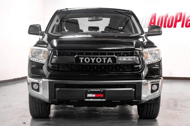Used 2017 Toyota Tundra SR5 w/ TRD Off Road Package AWD/4WD image 6