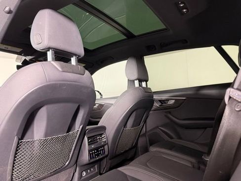Used 2021 Audi Q8 Premium Plus w/ Premium Plus Package AWD/4WD image 24