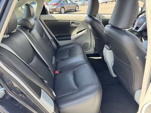 Used 2013 Toyota Prius Two FWD image 15