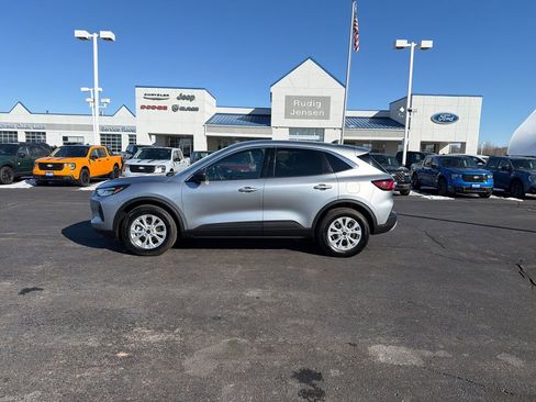 Used 2024 Ford Escape Active image 2