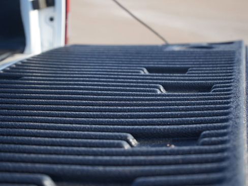 Used 2017 RAM 2500 Tradesman w/ Chrome Appearance Group AWD/4WD image 12