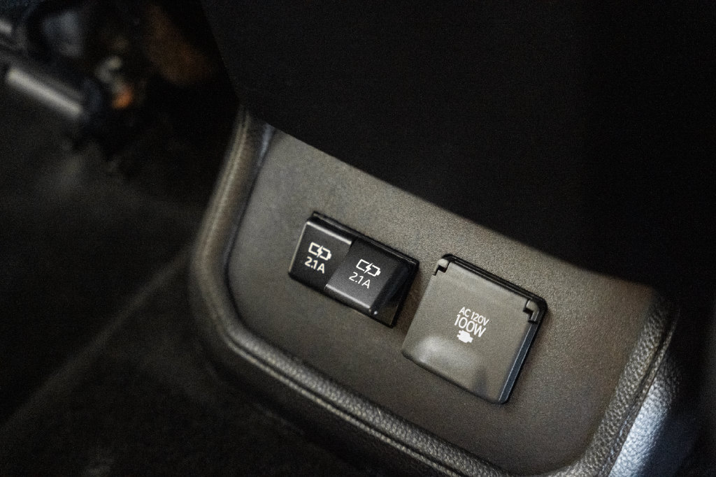 Used 2021 Toyota Highlander Platinum AWD/4WD image 34