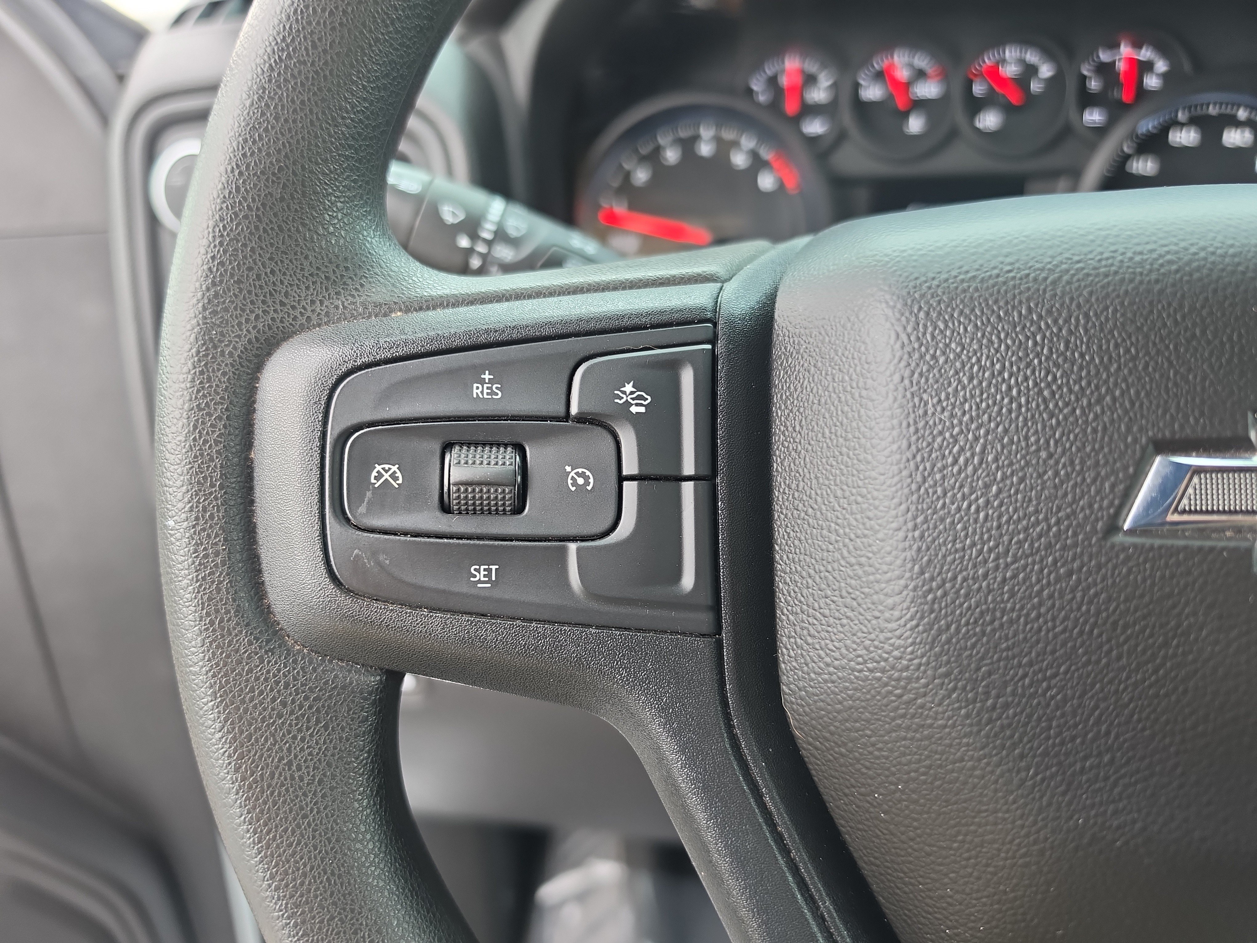 Used 2023 Chevrolet Silverado 1500 Custom Trail Boss w/ LPO, Dark Essentials Package AWD/4WD image 20