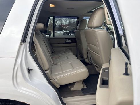 Used 2012 Lincoln Navigator 4WD image 13