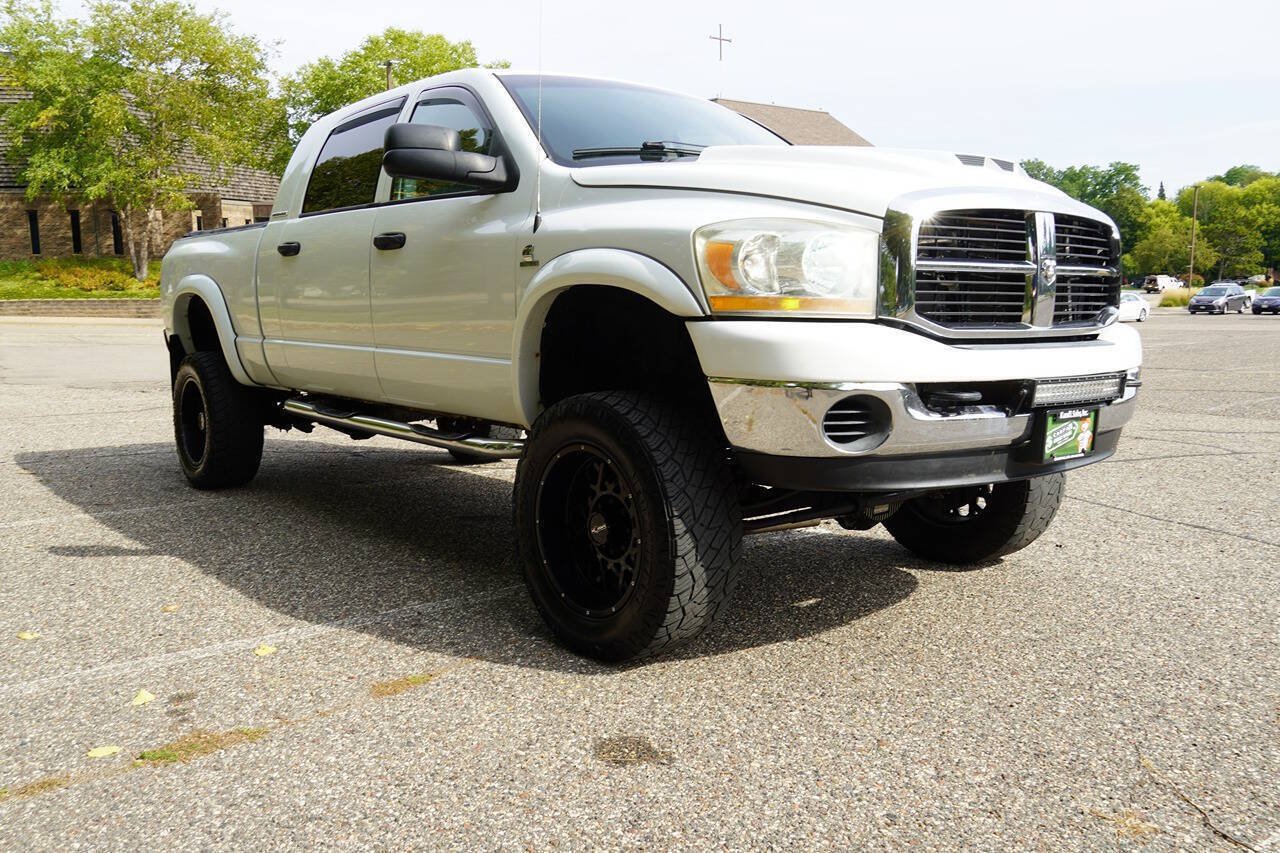 Used 2006 Dodge Ram 2500 Truck SLT AWD/4WD image 3