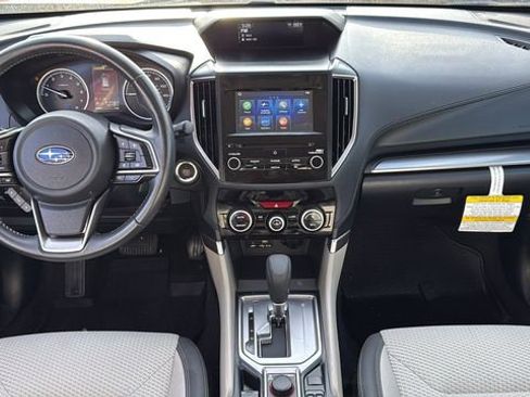 Used 2022 Subaru Forester Premium image 13