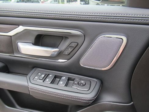 New 2026 RAM 1500 Laramie AWD/4WD image 21