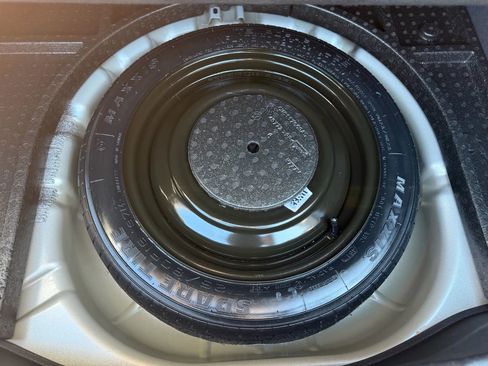 Used 2018 Ford Focus SE image 31