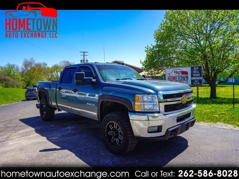 Used 2011 Chevrolet Silverado 2500 LT w/ Interior Plus Package AWD/4WD image 1