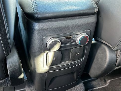 Certified 2022 Ford Explorer XLT w/ Equipment Group 202A image 8